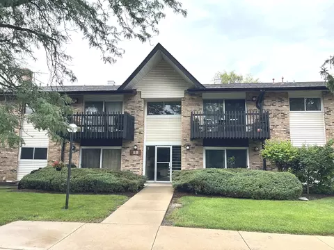5 Kingery Quarter # B, Willowbrook, IL 60527