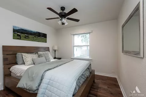 Bedroom - 930 E 8th St, Lockport, IL 60441 photo 2 of 3