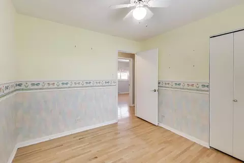Bedroom - 1046 Martingale Dr, Bartlett, IL 60103 photo 4 of 7