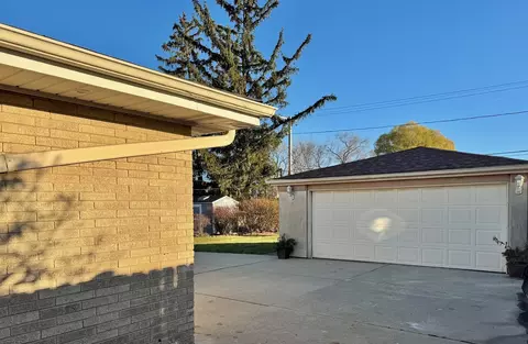 Other - 1411 Anthony Rd, Wheeling, IL 60090 photo 3 of 9