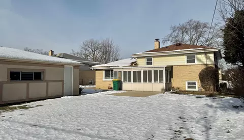 Exterior - 1411 Anthony Rd, Wheeling, IL 60090 photo 11 of 11