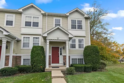 361 Holiday Ln, Hainesville, IL 60073