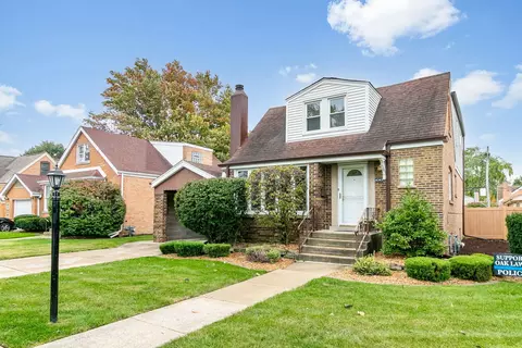 4343 W 109th St, Oak Lawn, IL 60453
