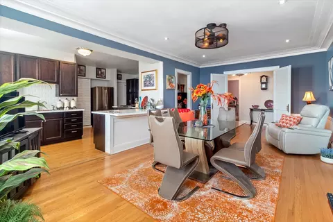Dining - 5555 S Everett Ave #C14, Chicago, IL 60637 photo 2 of 3