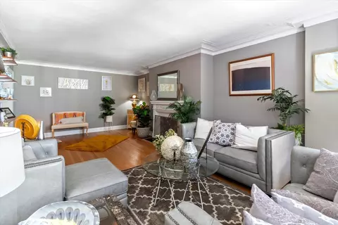 Living - 5555 S Everett Ave #C14, Chicago, IL 60637 photo 3 of 3