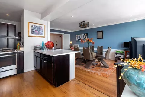 Dining - 5555 S Everett Ave #C14, Chicago, IL 60637 photo 3 of 3