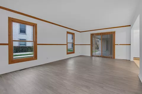 Living - Undisclosed, Hoffman Estates, IL 60169 photo 6 of 6