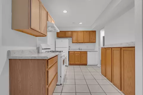Kitchen - Undisclosed, Hoffman Estates, IL 60169 photo 1 of 2
