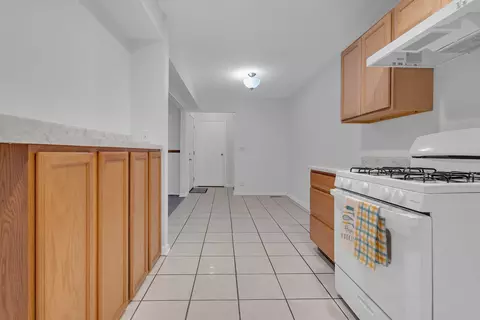 Entry Way - Undisclosed, Hoffman Estates, IL 60169 photo 1 of 1