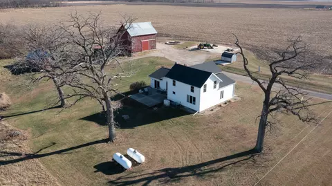 13386 1450 East St, Wyanet, IL 61379