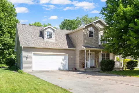 2697 Creekside Ln, Morris, IL 60450