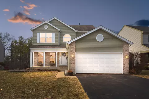 2138 N Green Valley Ln, Round Lake Beach, IL 60073