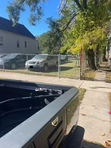 6826 S Honore St, Chicago, IL 60636