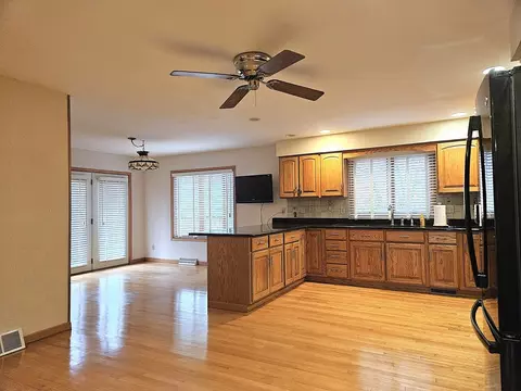 1117 Beech Dr, Dixon, IL 61021 photo 9