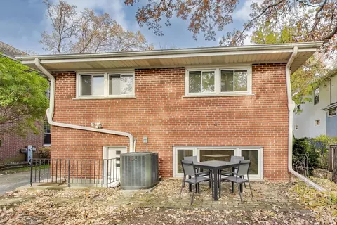 Exterior - 560 Drexel Ave, Glencoe, IL 60022 photo 2 of 4