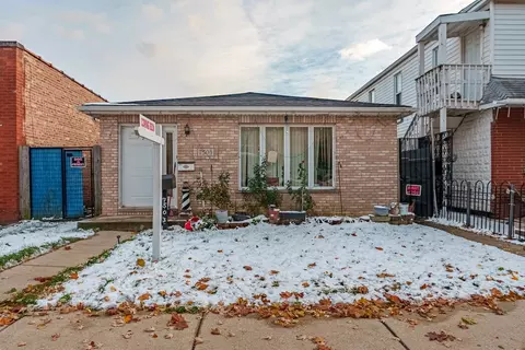 7503 W 58th Pl, Summit, IL 60501 photo 2