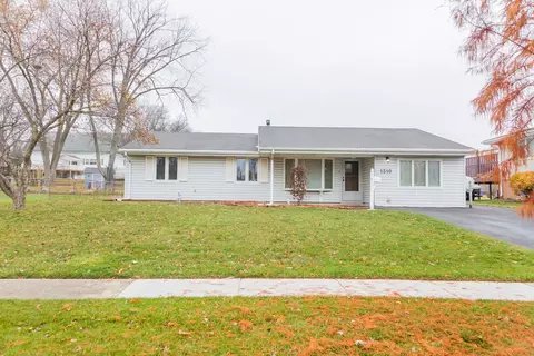 1310 Somerset Ln, Schaumburg, IL 60193