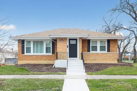 1601 Bristol Ave, Westchester, IL 60154