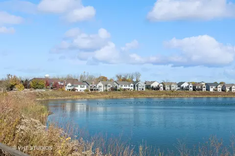 View/Area - 460 Mahogany Dr, Algonquin, IL 60102 photo 1 of 4