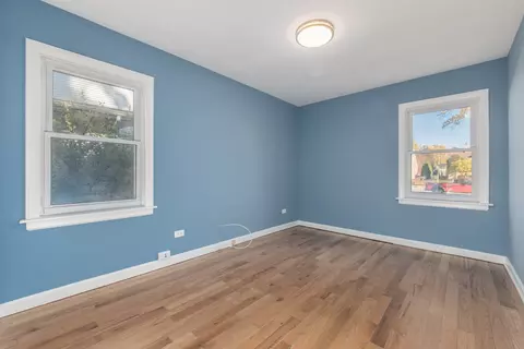 Bedroom - 474 E Washington St, Des Plaines, IL 60016 photo 1 of 4