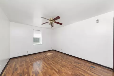 516 S Eastern Ave, Joliet, IL 60433 photo 4