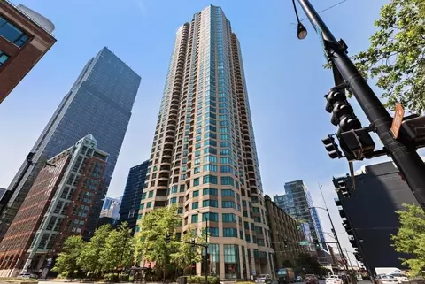 400 N La Salle Dr #2503, Chicago, IL 60654