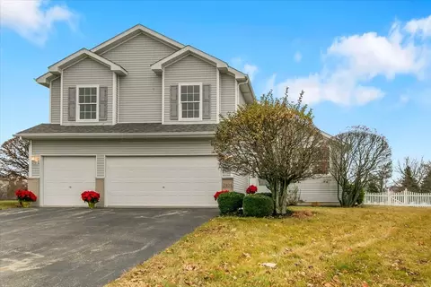 2404 White Ash Ct, Plainfield, IL 60586 photo 2
