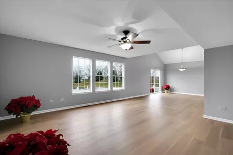 2404 White Ash Ct, Plainfield, IL 60586 photo 8