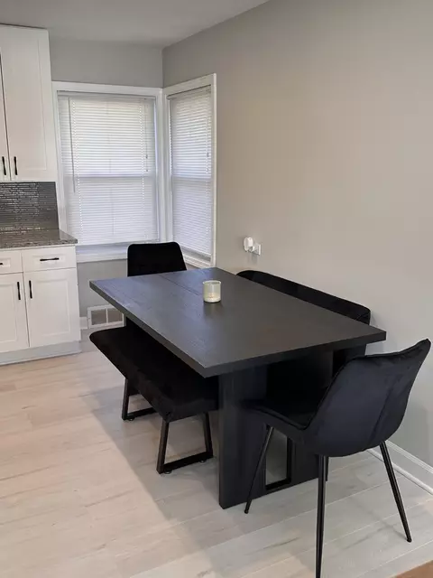 Dining - 5820 Park Ave, Berkeley, IL 60163 photo 1 of 1