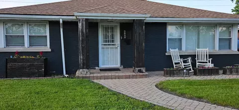 Exterior - 5820 Park Ave, Berkeley, IL 60163 photo 4 of 7