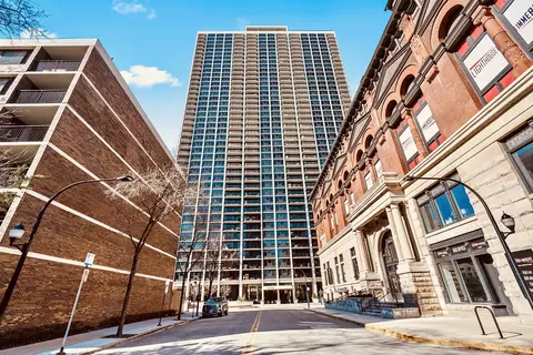 1560 N Sandburg Ter #2705J, Chicago, IL 60610