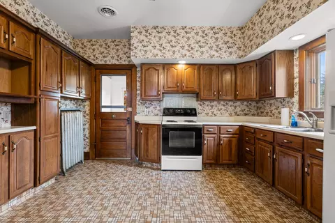 Kitchen - 302 S Main St, Mansfield, IL 61854 photo 3 of 3