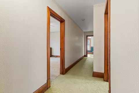 Entry Way - 302 S Main St, Mansfield, IL 61854 photo 6 of 8