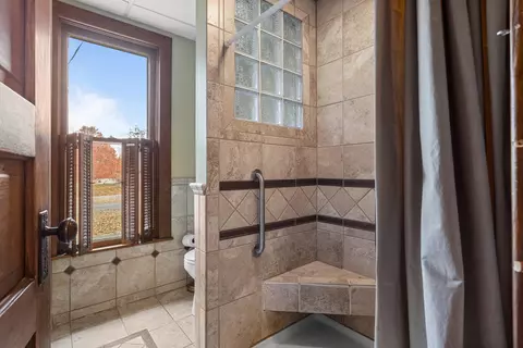 Bath - 302 S Main St, Mansfield, IL 61854 photo 2 of 3
