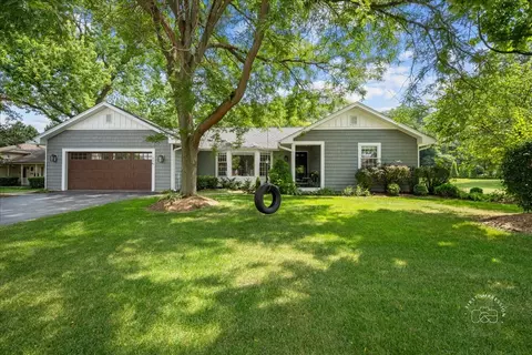 51 Burgess Rd, Geneva, IL 60134