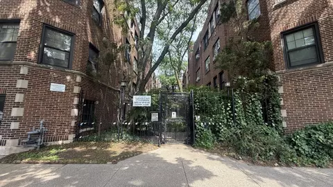 5455 S Ingleside Ave #3E, Chicago, IL 60615