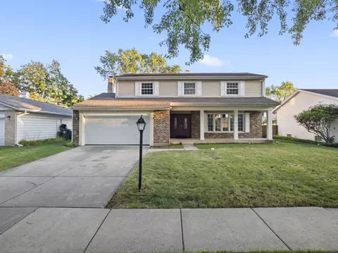 1813 E Wood Ln, Mount Prospect, IL 60056