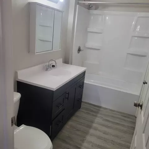 550 5th Ave, Aurora, IL 60505 photo 4