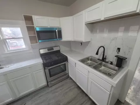 550 5th Ave, Aurora, IL 60505 photo 3
