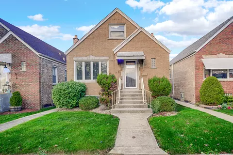 5248 S Narragansett Ave, Chicago, IL 60638
