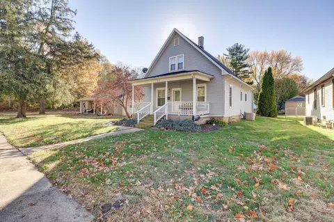 612 E 5th St, Rock Falls, IL 61071
