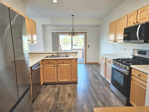 Kitchen - 21320 W Douglas Ln, Plainfield, IL 60544 photo 1 of 3