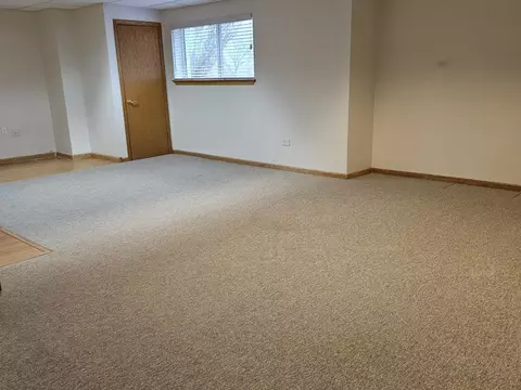 Living - 21320 W Douglas Ln, Plainfield, IL 60544 photo 4 of 4