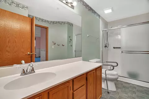 Bath - 21230 W Walnut Dr #A, Plainfield, IL 60544 photo 1 of 1