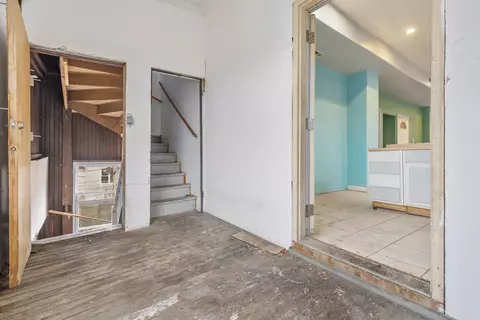 Entry Way - 7356 S Champlain Ave, Chicago, IL 60619 photo 3 of 3