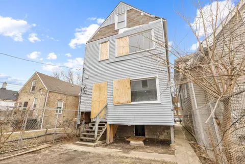 Exterior - 7356 S Champlain Ave, Chicago, IL 60619 photo 4 of 5