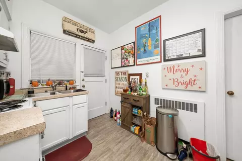Kitchen - 11400 S Champlain Ave, Chicago, IL 60628 photo 4 of 9