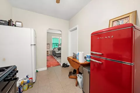 Kitchen - 11400 S Champlain Ave, Chicago, IL 60628 photo 9 of 9