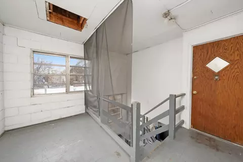 Entry Way - 11400 S Champlain Ave, Chicago, IL 60628 photo 1 of 1