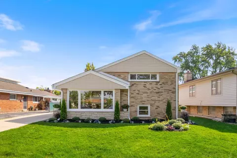 1025 N Knight Ave, Park Ridge, IL 60068